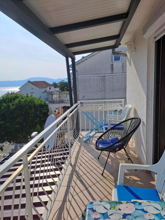 Apartment Rb Omišalj Buitenkant foto