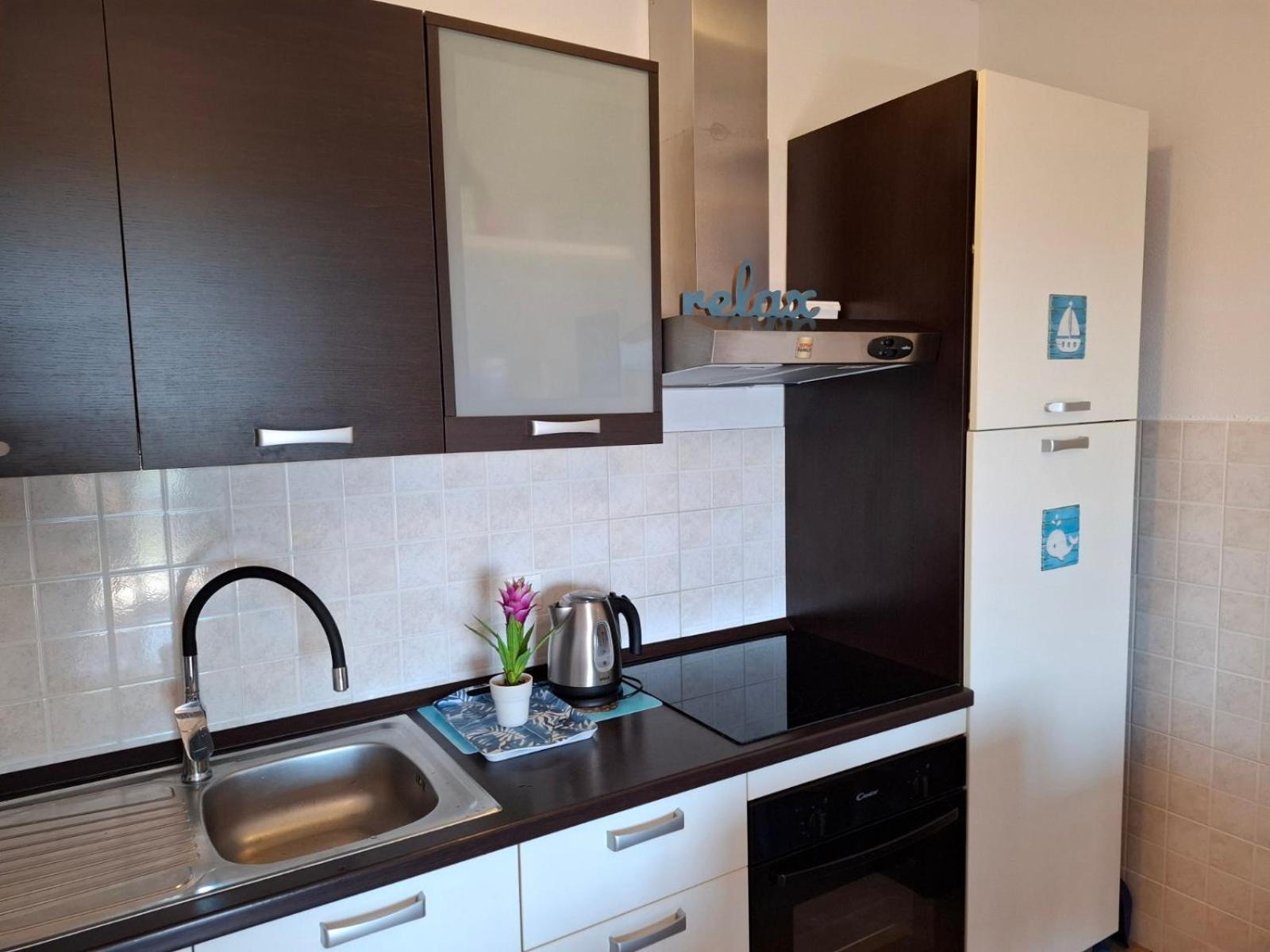Apartment Rb Omišalj Buitenkant foto